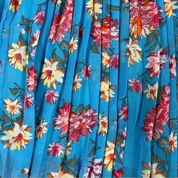 Nwt Day & Night Hawaiian Luau blue multi pleated elastic waist skirt size large. - Picture 2 of 8